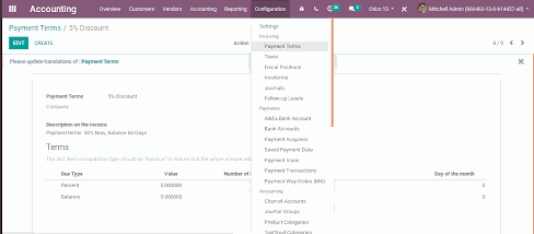 Cash Discount Cash discounts are incentives you can offer to customers to motivate them to pay within a specific time frame. For instance, you offer a 5% discount if the customer pays you within the first 10 days of the invoice when it is due in 15 days.